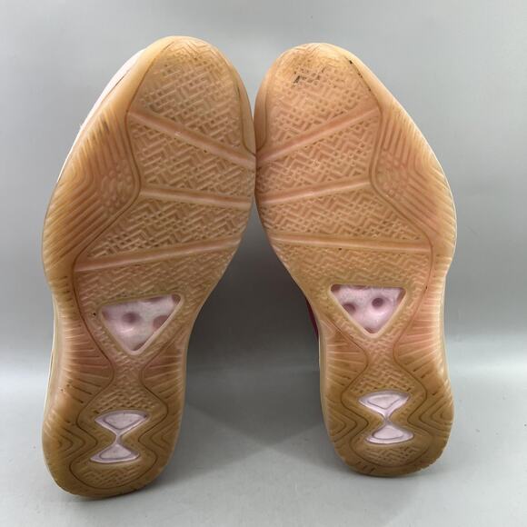 Nike John Elliott x LeBron Icon Sneakers Men Size 10.5 Pink Basketball Mid Shoes - Picture 7 of 8